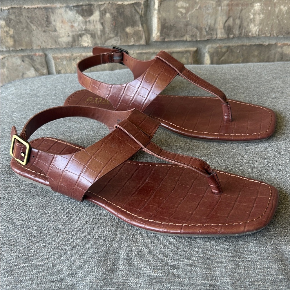 Ana Kate brown Croc print Sandals 11 M Thong Ankle Strap NWOT